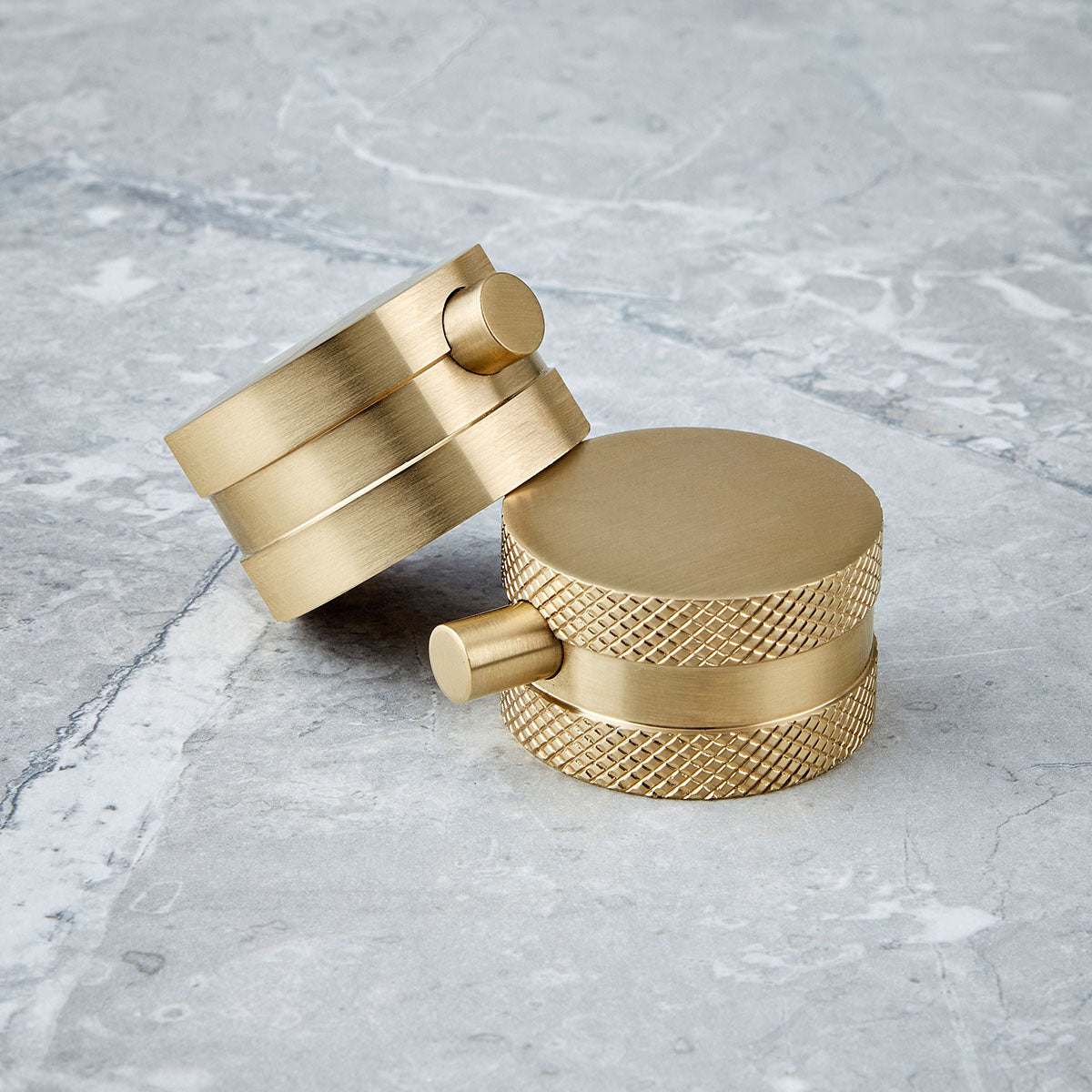 Scudo Core Brushed Brass Round Rigid Riser Shower NU-021