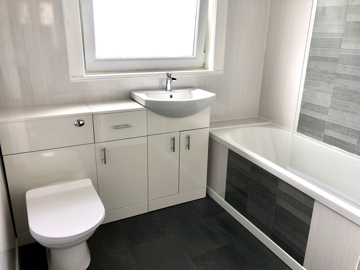 SMALL TILE