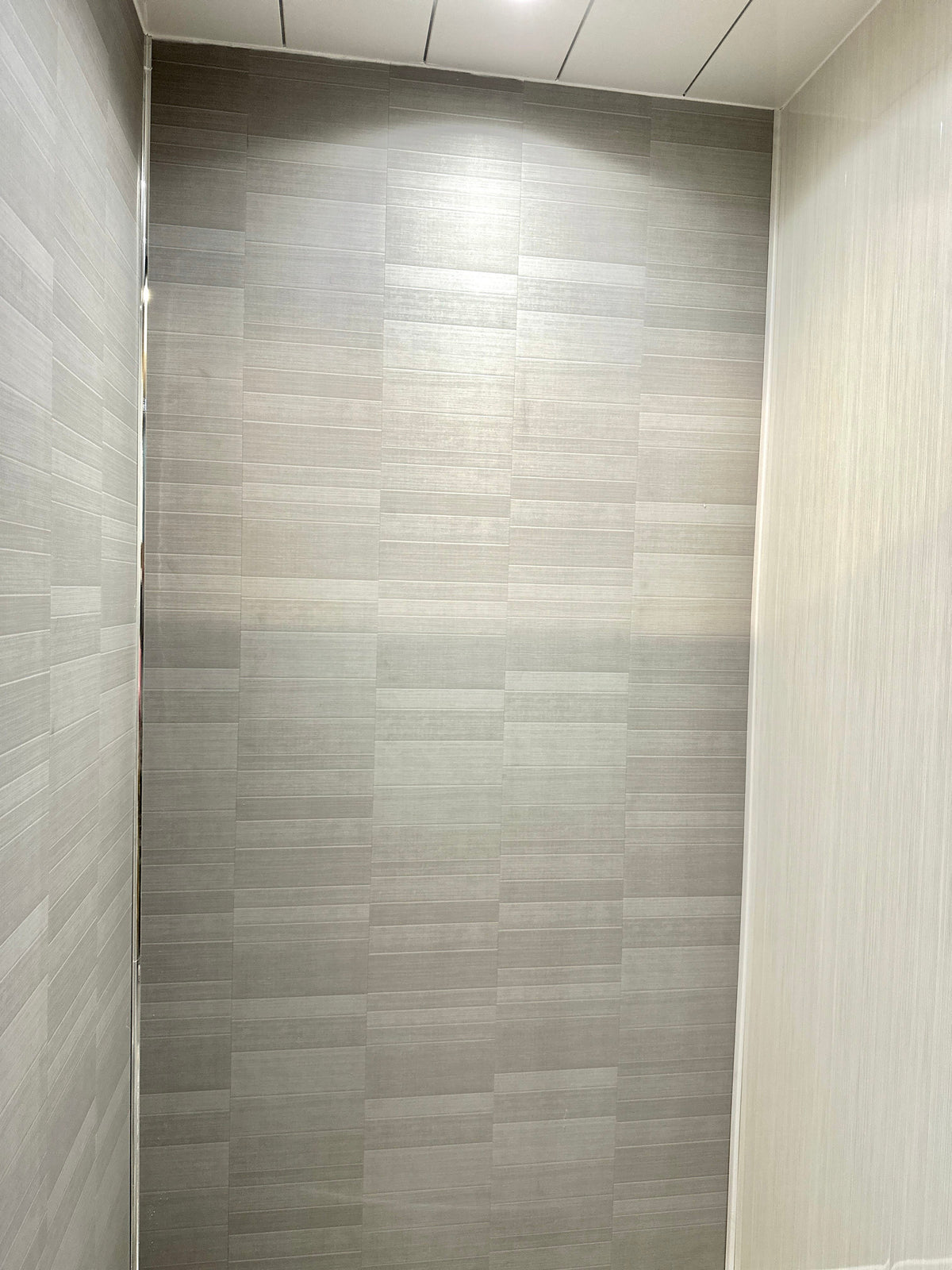 SMALL TILE